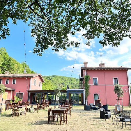 Agriturismo La Vita E Bella Villa ฟาบริอาโน ภายนอก รูปภาพ